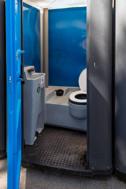 Best Porta potty delivery and setup  in Milton, NY